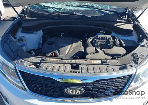 2015 Kia Sorento Lx z USA, uszkodzony, nr VIN 5XYKTDA6XFG555387